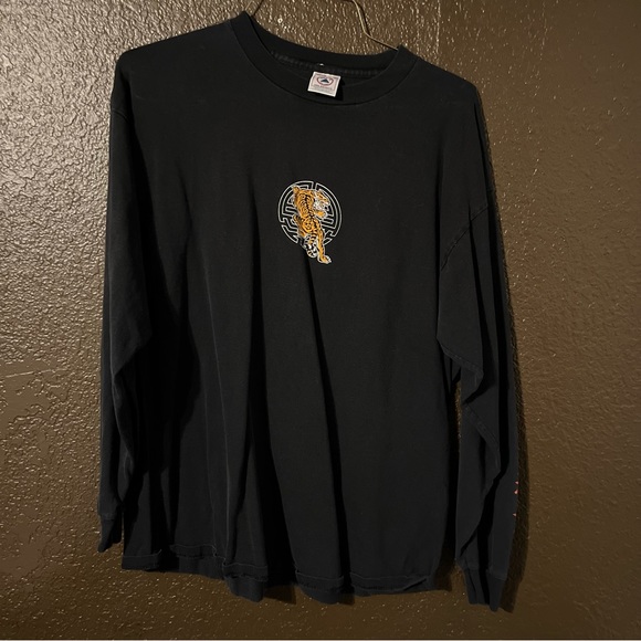 Black Long-sleeve Tee with Tiger on Front and Back, Size XL - Picture 1 of 5